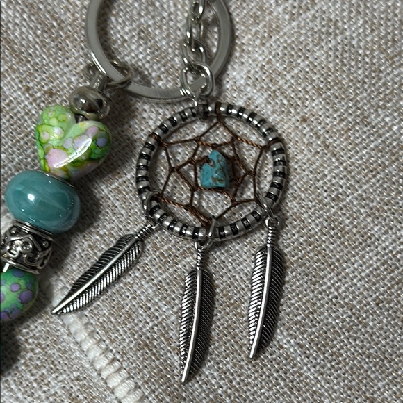 🌙 Boho Dreamcatcher Keychain – Turquoise & Green Beaded Charm 🌙 - Picture 6 of 8